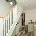 Adorable 1 Bedroom Cottage With Free Parking